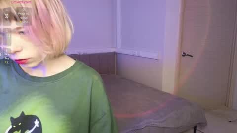 Alice online show from May 31, 1:25 am