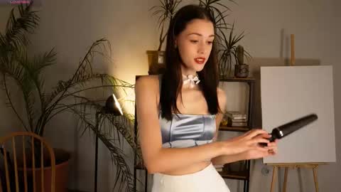 Snapshot of t_tragedienne chatting on September 19, 1:12 pm Heeey im Helena3 -- fav555100333 -- pvts only premium and after my public show 3 online show from September 19, 1:12 pm