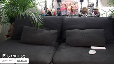 Snapshot of taanni_bc chatting on November 9, 10:41 pm TAANNI online show from November 9, 10:41 pm