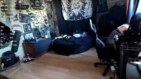 Lina online show from March 22, 3:04 pm