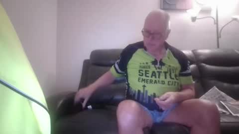 tacrunner66_ online show from January 17, 3:28 pm