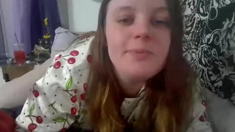 Snapshot of tacyluxe chatting on July 1, 5:53 am tacyluxe online show from July 1, 5:53 am
