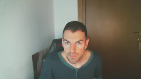 taf1989 online show from December 19, 5:29 am