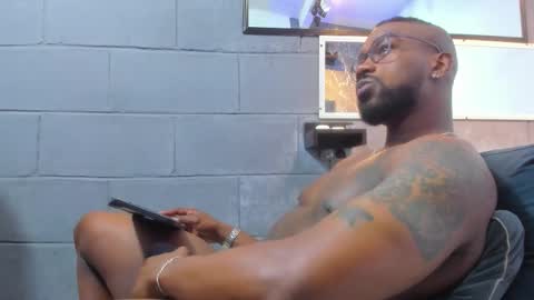 Tafari Zulu online show from October 18, 11:27 pm