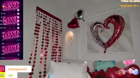 Snapshot of tahira_21 chatting on February 18, 10:36 pm Tahira online show from February 18, 10:36 pm