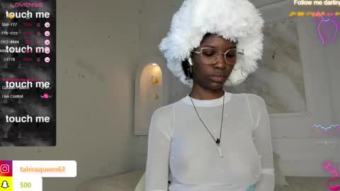 Snapshot of tahira_21 chatting on February 28, 7:25 pm Tahira online show from February 28, 7:25 pm