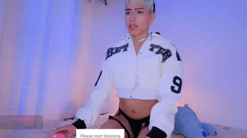 Snapshot of taichi_bluy chatting on September 17, 10:50 am taichi online show from September 17, 10:50 am