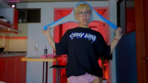 taichi online show from January 6, 10:23 pm