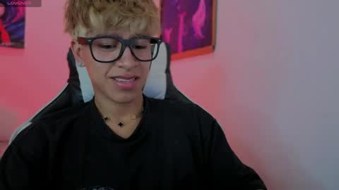 taichi online show from March 24, 12:32 pm