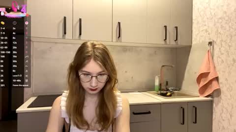 Tessa online show from January 19, 1:04 pm