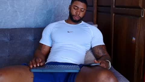 Tairon Tucke online show from February 9, 5:11 pm