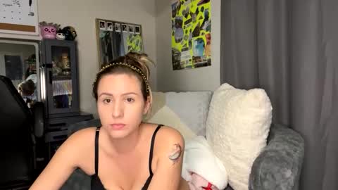 Snapshot of taishabubblebutt chatting on December 1, 11:47 pm Taishabubblebutt online show from December 1, 11:47 pm