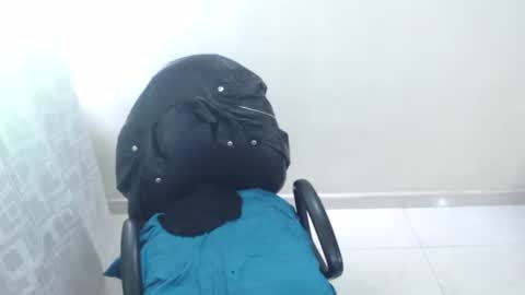 Snapshot of taissa_farmigga_vera chatting on February 2, 3:22 pm Juli online show from February 2, 3:22 pm