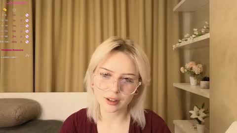 Snapshot of taitatkins chatting on March 4, 5:34 pm Emily online show from March 4, 5:34 pm