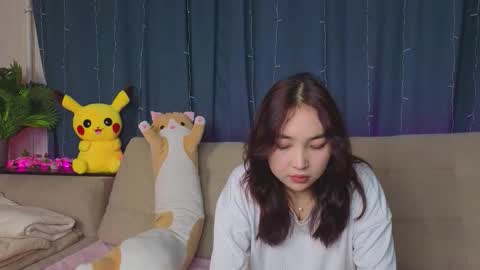 Soo Ying online show from December 2, 8:15 pm