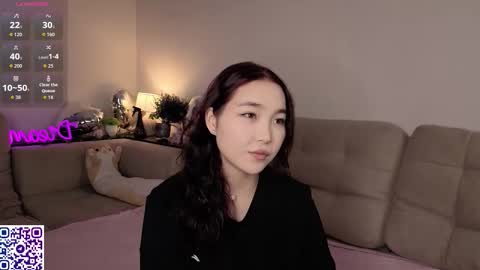 Soo Ying online show from February 19, 7:43 pm