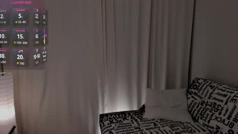 Jessi online show from November 29, 1:19 am