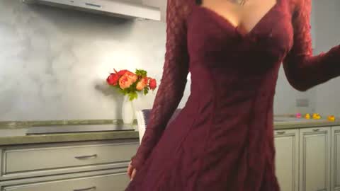 Snapshot of taiteedgington chatting on January 17, 4:06 am im Lally online show from January 17, 4:06 am