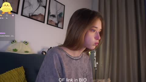 Snapshot of taitehambelton chatting on February 9, 1:31 am Mia online show from February 9, 1:31 am