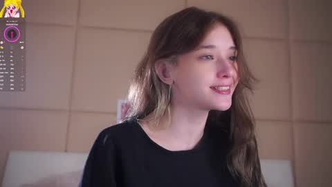 Mia online show from May 20, 1:56 am