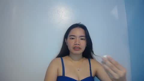 Snapshot of take_me_out chatting on January 12, 4:07 am take_me_out online show from January 12, 4:07 am