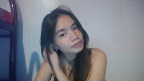 Snapshot of take_me_out chatting on February 5, 3:22 am take_me_out online show from February 5, 3:22 am