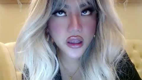 Lena online show from February 17, 2:59 pm