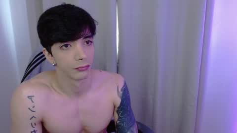 Snapshot of takeru___ chatting on October 31, 1:23 pm takeru___ online show from October 31, 1:23 pm