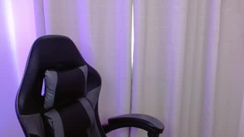 Snapshot of takeru___ chatting on November 9, 7:45 pm takeru___ online show from November 9, 7:45 pm