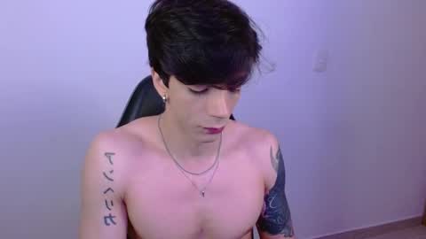 Snapshot of takeru___ chatting on November 24, 11:32 am takeru___ online show from November 24, 11:32 am