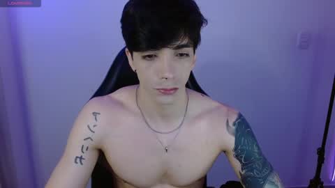 Snapshot of takeru___ chatting on February 12, 7:03 am takeru___ online show from February 12, 7:03 am