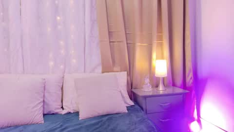 tali  online show from June 1, 8:10 pm