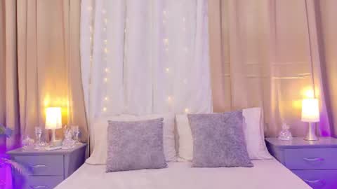 tali  online show from July 17, 8:24 pm