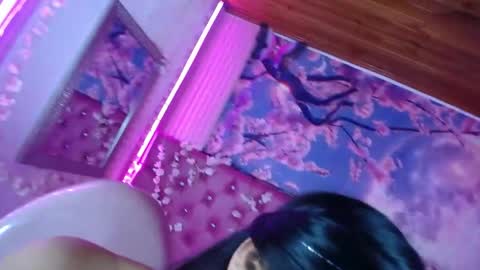 taliasweett online show from April 16, 7:47 pm