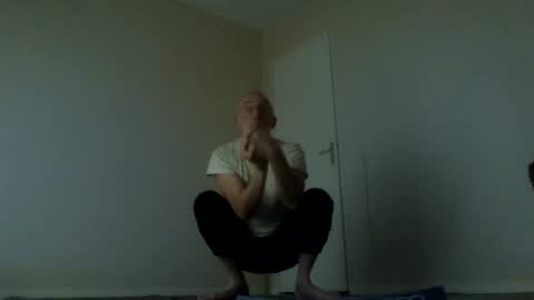 Jack Pierrot online show from December 22, 6:10 am