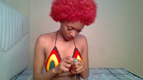 Snapshot of talisha_smiley chatting on February 16, 12:51 am talisha smiles online show from February 16, 12:51 am