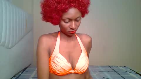 Snapshot of talisha_smiley chatting on February 20, 2:19 am talisha smiles online show from February 20, 2:19 am