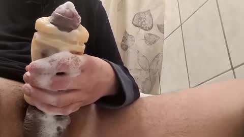 tall6feet7inch online show from February 8, 7:59 am