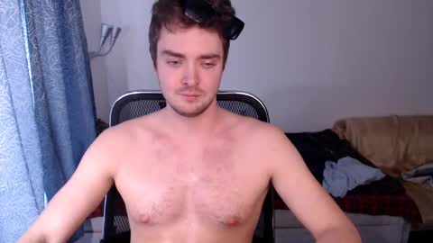 Snapshot of tall_sam chatting on February 22, 1:35 pm tall_sam online show from February 22, 1:35 pm