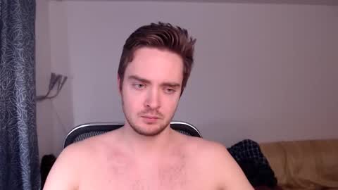 Snapshot of tall_sam chatting on February 25, 3:27 pm tall_sam online show from February 25, 3:27 pm