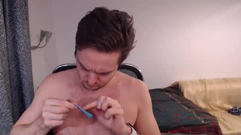 Snapshot of tall_sam chatting on February 25, 6:31 pm tall_sam online show from February 25, 6:31 pm