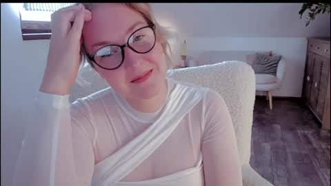 tallinnlove online show from May 21, 8:43 am