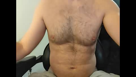 Snapshot of talljay91 chatting on February 28, 8:43 pm Just ask for it online show from February 28, 8:43 pm