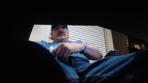 Snapshot of talltexxxan chatting on February 5, 12:53 am talltexxxan online show from February 5, 12:53 am