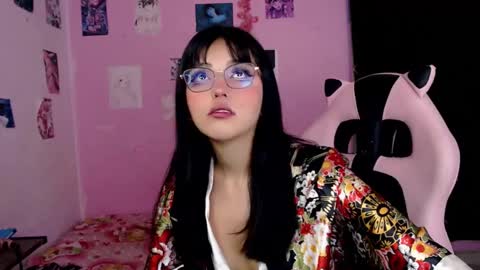Snapshot of tamako_kitty__ chatting on February 21, 6:29 am Alejandra Independent model online show from February 21, 6:29 am