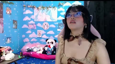 Alejandra Independent model online show from April 2, 11:52 am