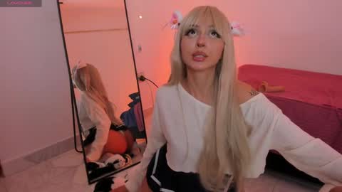 Snapshot of tamara_aluna_ chatting on May 24, 12:04 am Tamy online show from May 24, 12:04 am