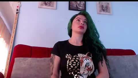 Tammy Modelo independiente YEAH online show from December 3, 8:18 pm