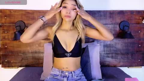 Snapshot of tamara_sanz1 chatting on May 7, 10:53 am online show from May 7, 10:53 am