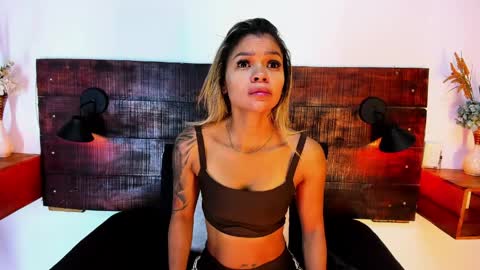 Snapshot of tamara_sanz1 chatting on May 28, 10:45 am online show from May 28, 10:45 am